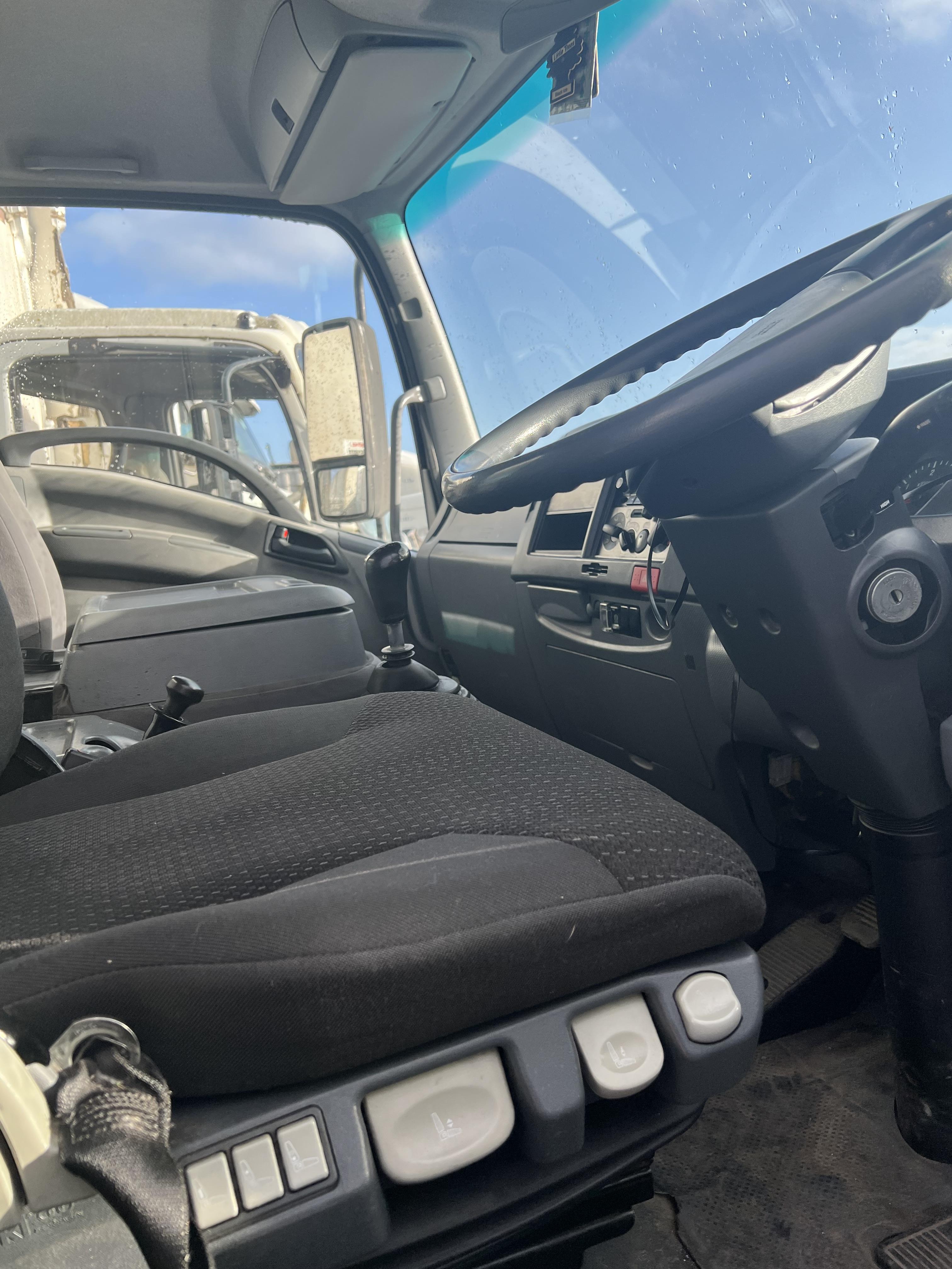 2011 ISUZU FSR 850 TRUCK