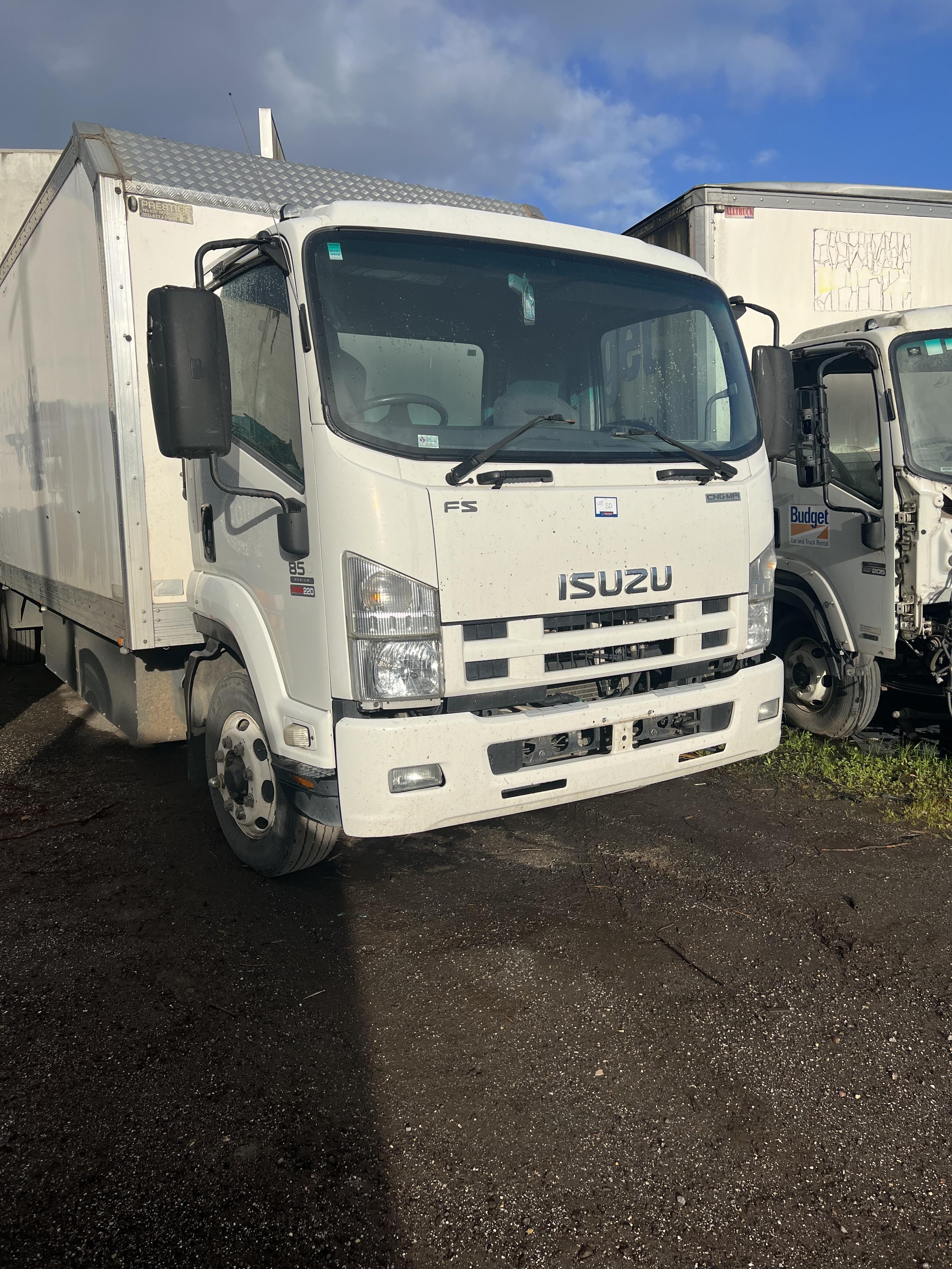 2011 ISUZU FSR 850 TRUCK
