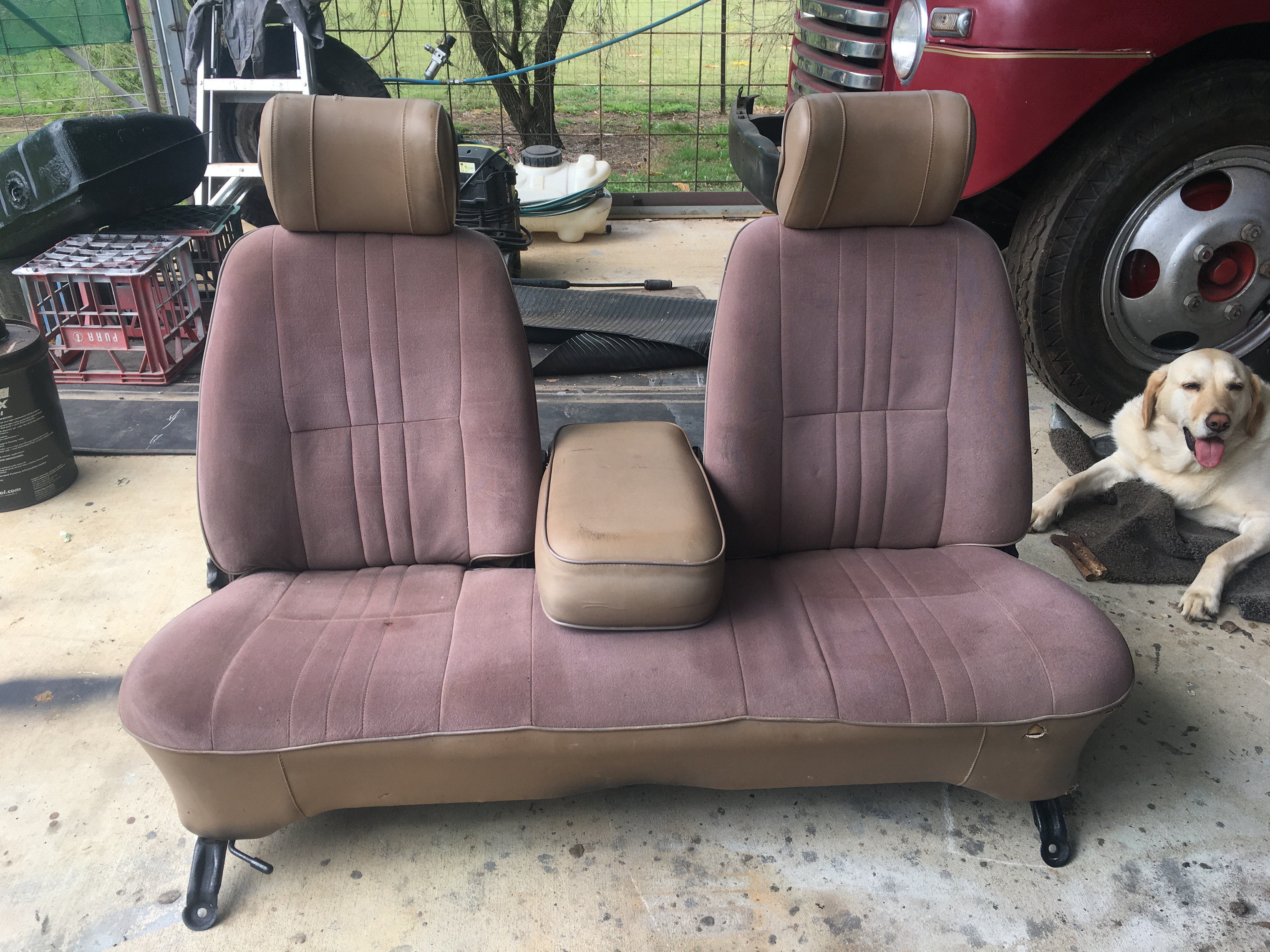 FALCON XF FRONT BENCH SEAT 