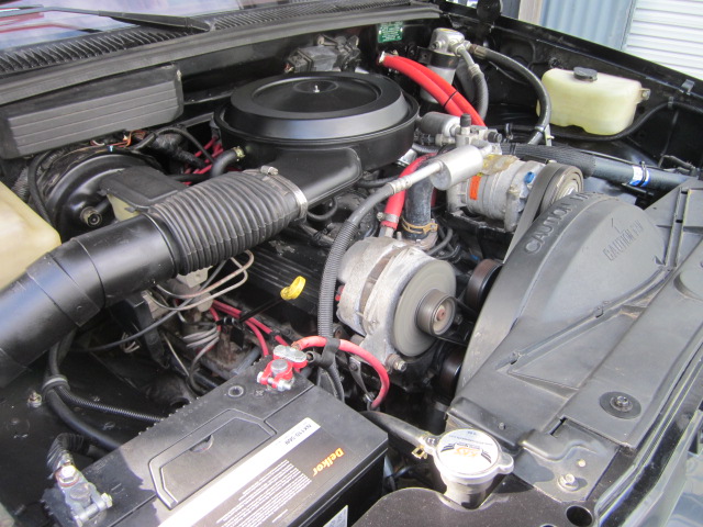 1990 CHEVROLET SILVERADO C1500 SHORT TUB FLEETSIDE UTILITY