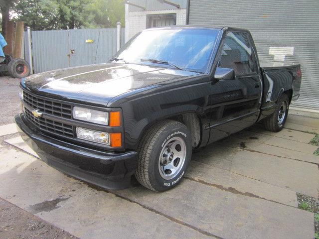 1990 CHEVROLET SILVERADO C1500 SHORT TUB FLEETSIDE UTILITY