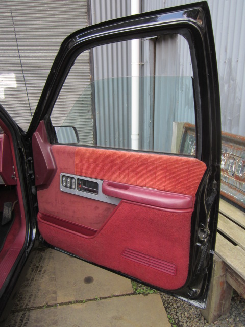 1990 CHEVROLET SILVERADO C1500 SHORT TUB FLEETSIDE UTILITY