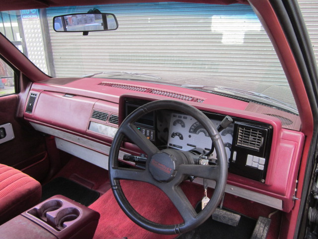 1990 CHEVROLET SILVERADO C1500 SHORT TUB FLEETSIDE UTILITY