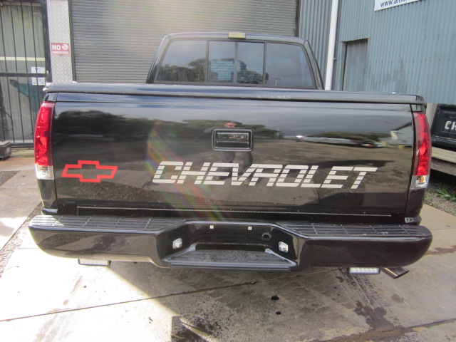 1990 CHEVROLET SILVERADO C1500 SHORT TUB FLEETSIDE UTILITY