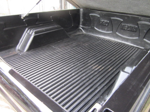 1990 CHEVROLET SILVERADO C1500 SHORT TUB FLEETSIDE UTILITY