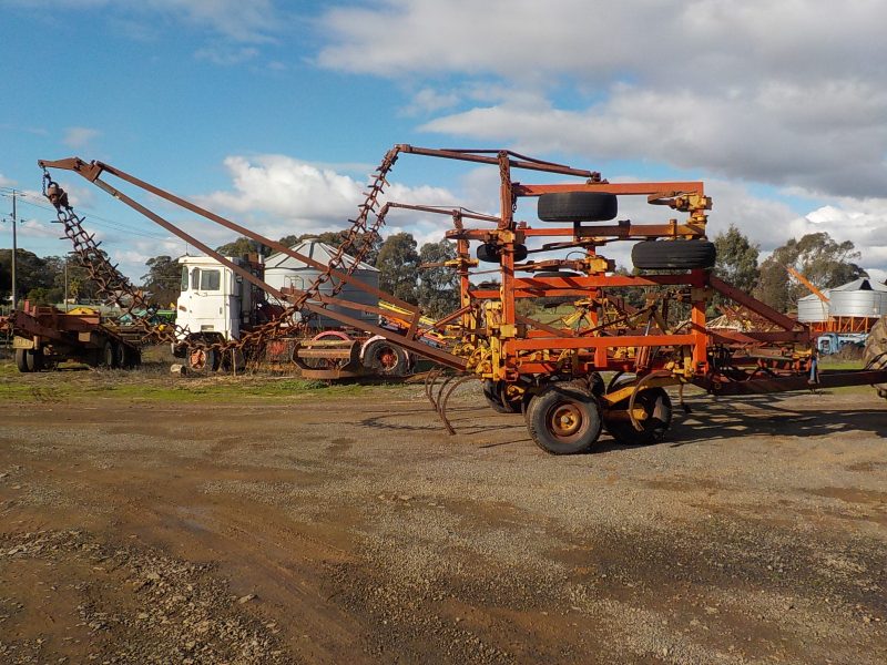 Versatile Chisel Plough With Prickle Chain