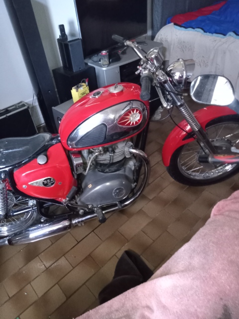 1967 BSA LIGHTNING 650CC ROAD