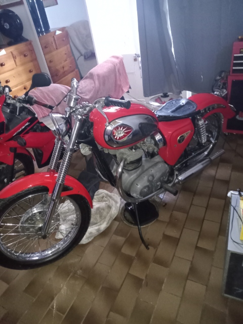 1967 BSA LIGHTNING 650CC ROAD