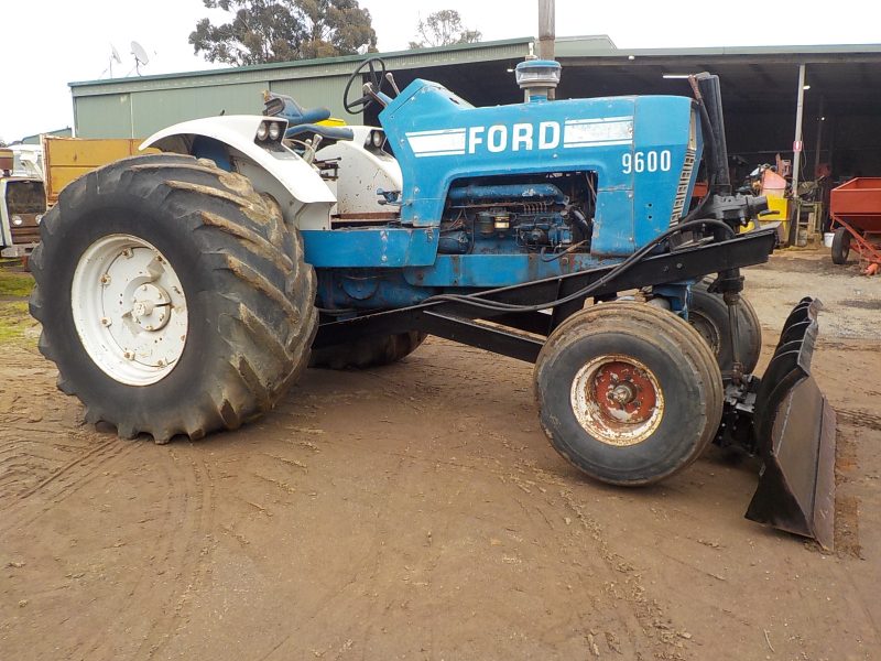 FORD 9600 TRACTOR