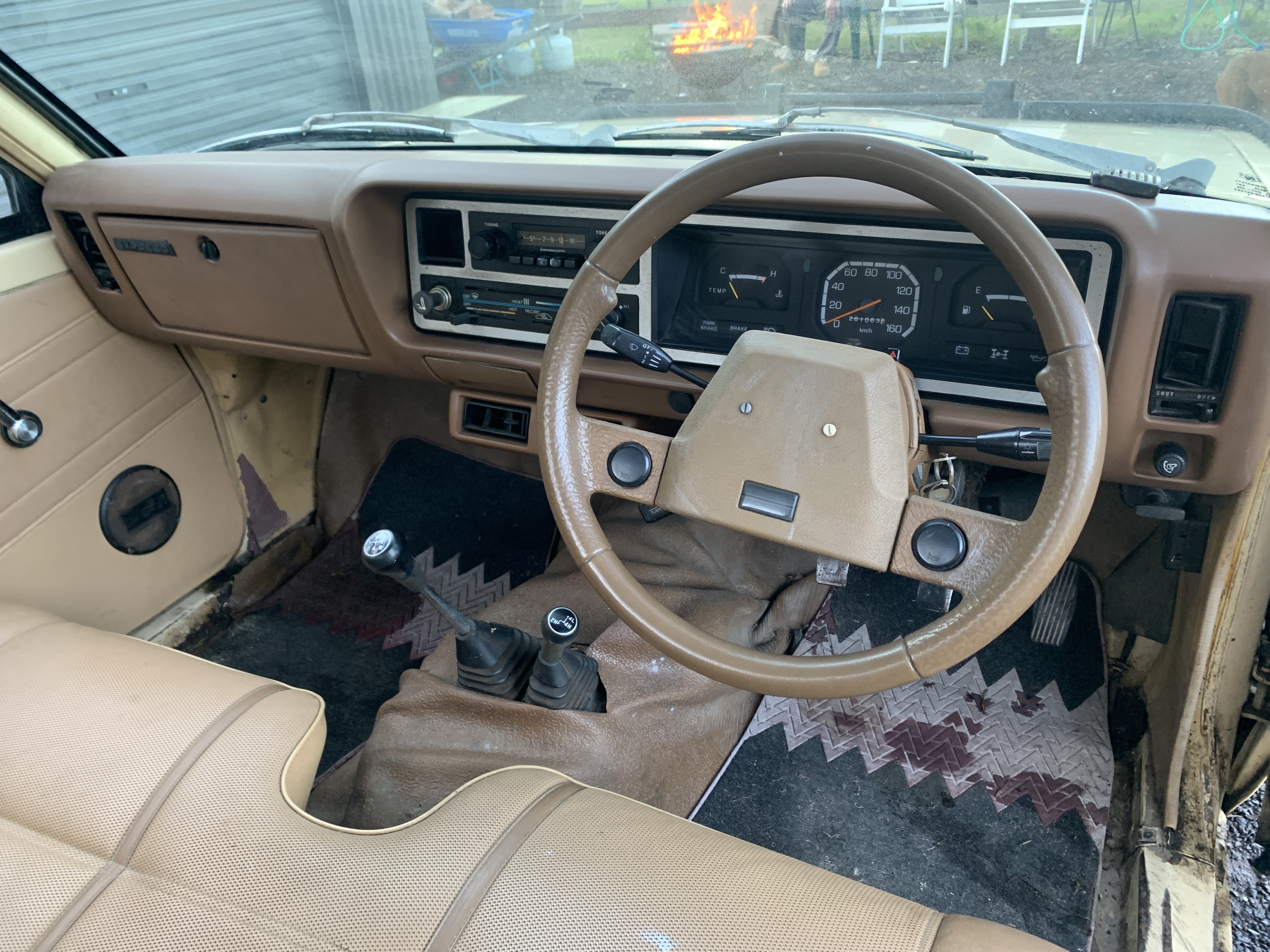 1985 MITSUBISHI L200 MD EXPRESS (4x4) UTILITY