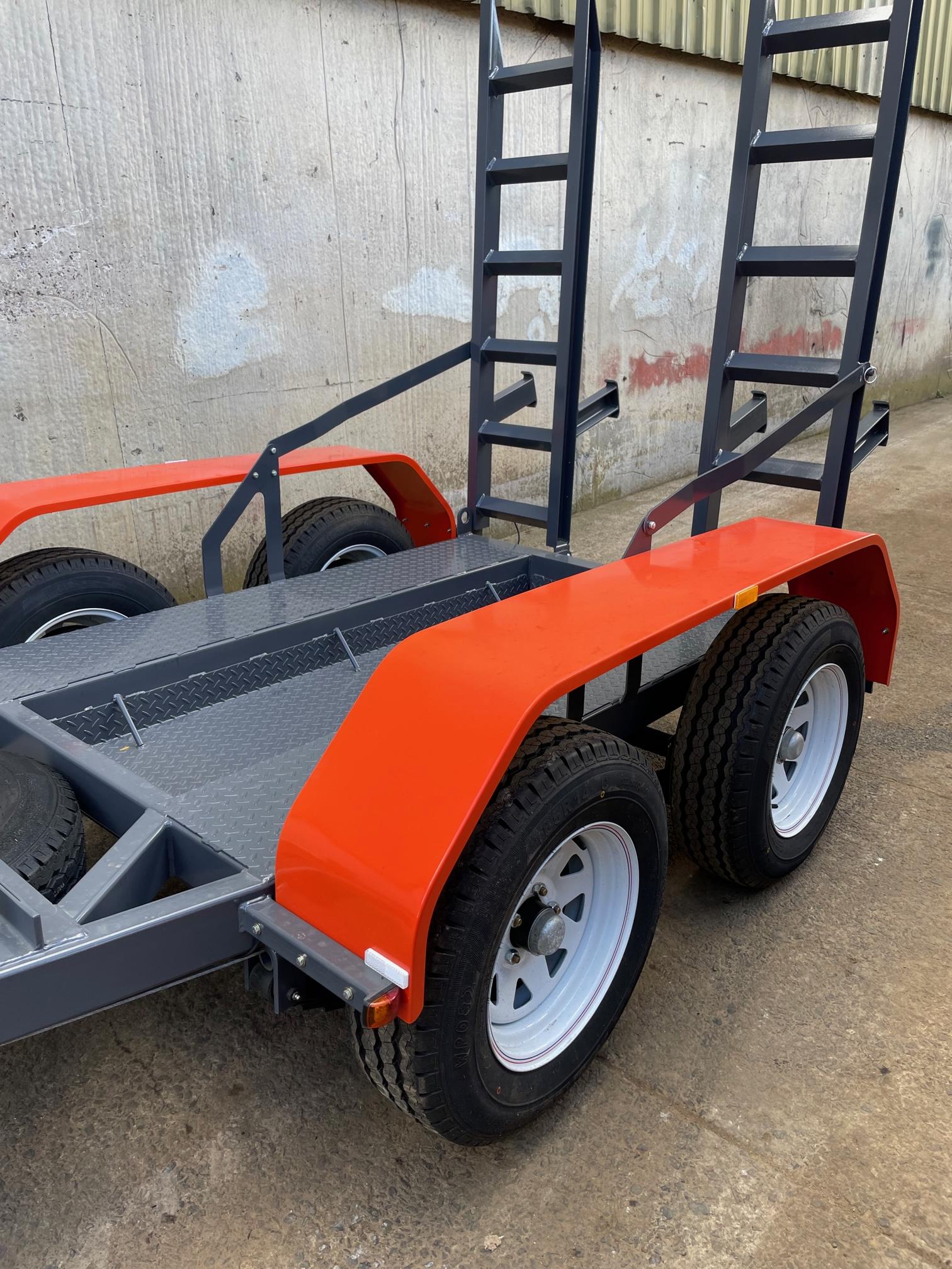 EXCAVATOR EM2.1 & TRAILER PACKAGE + FREE ATTACHMENTS
