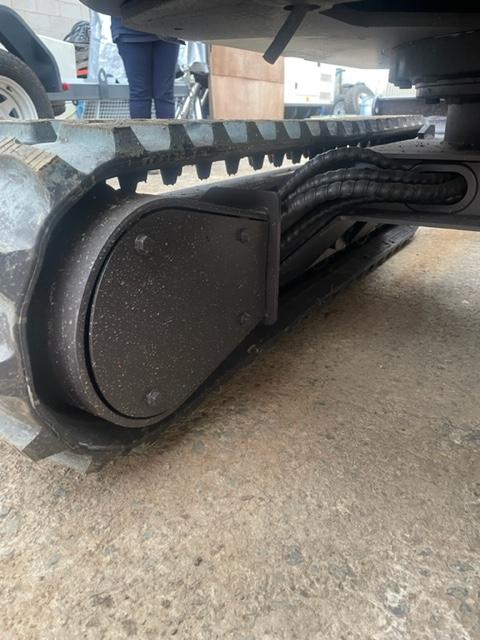 EXCAVATOR EM2.1 +TRAILER +AUGER +HAMMER PACKAGE + FREE ATTACHMENTS