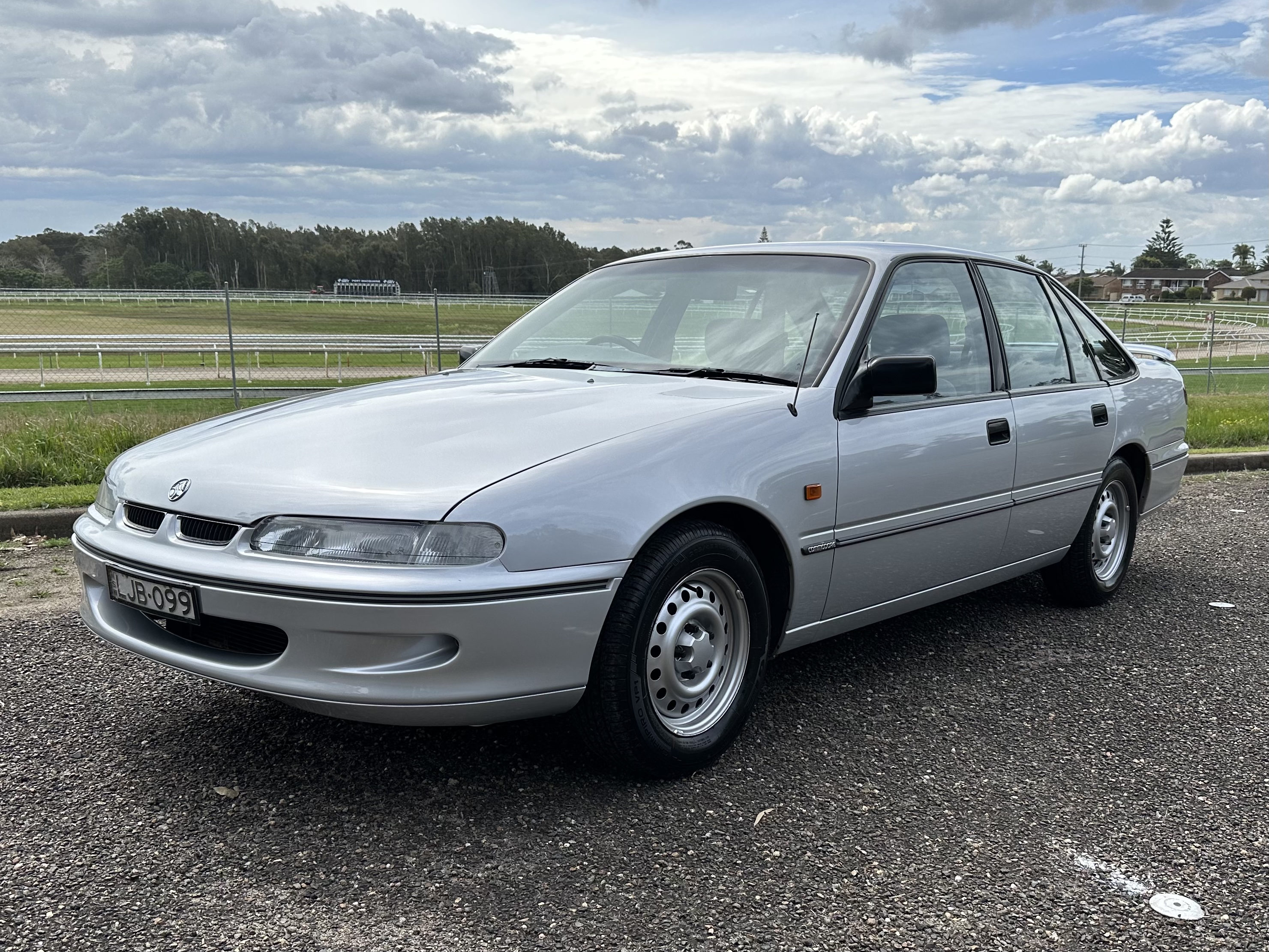 1995 HOLDEN COMMODORE VS EXECUTIVE SEDAN