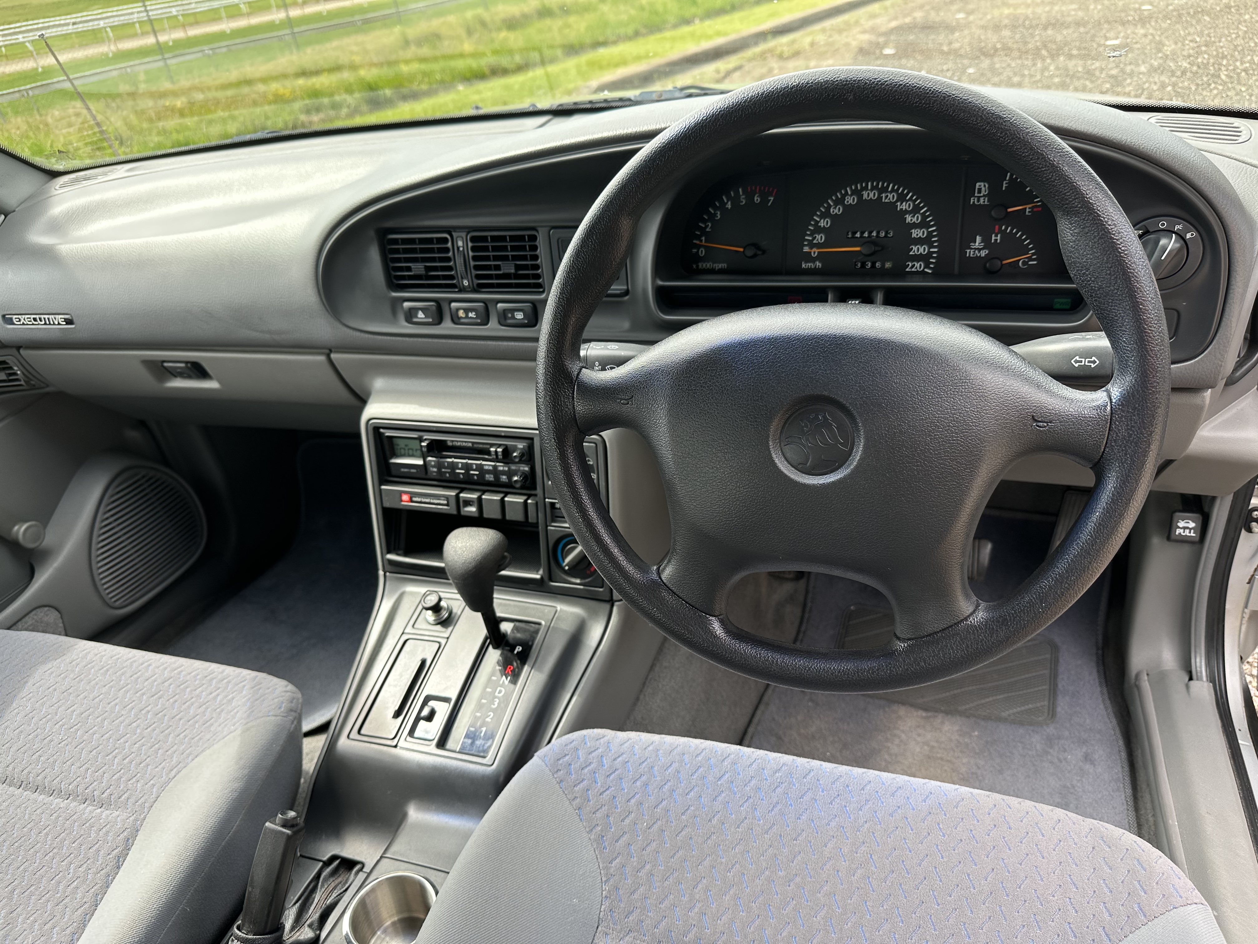 1995 HOLDEN COMMODORE VS EXECUTIVE SEDAN