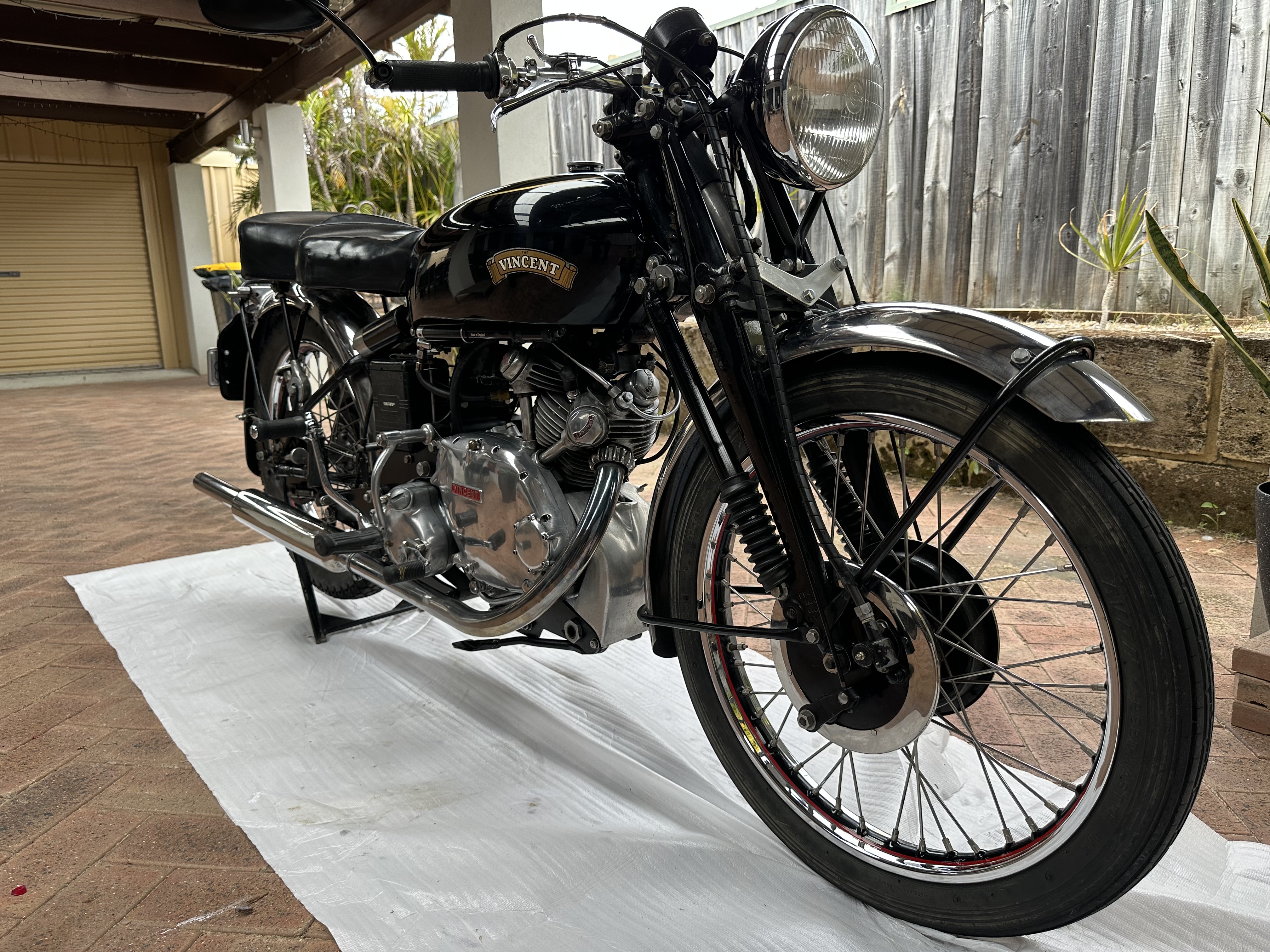 1952 VINCENT COMET HRD 500CC ROAD