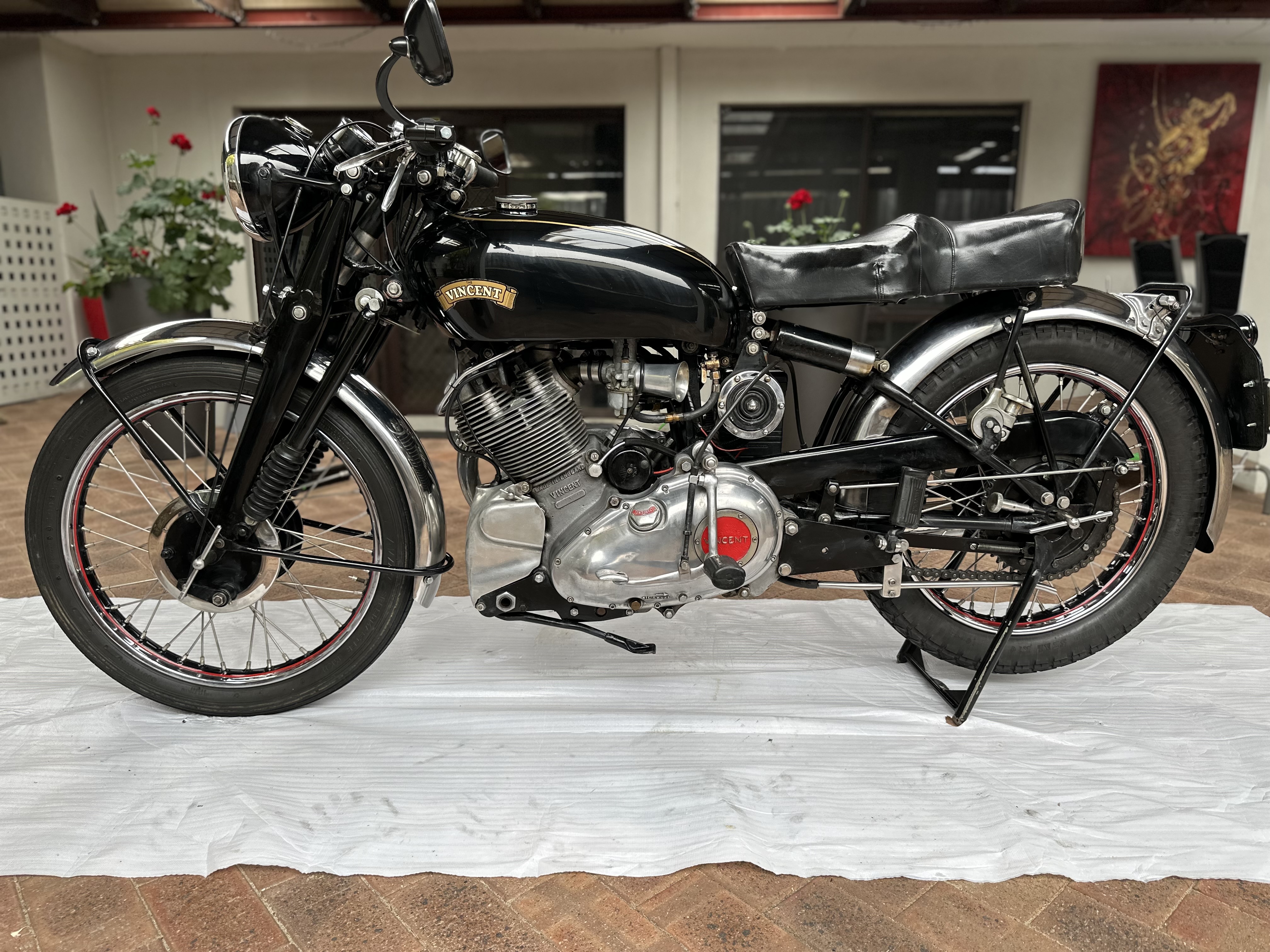 1952 VINCENT COMET HRD 500CC ROAD
