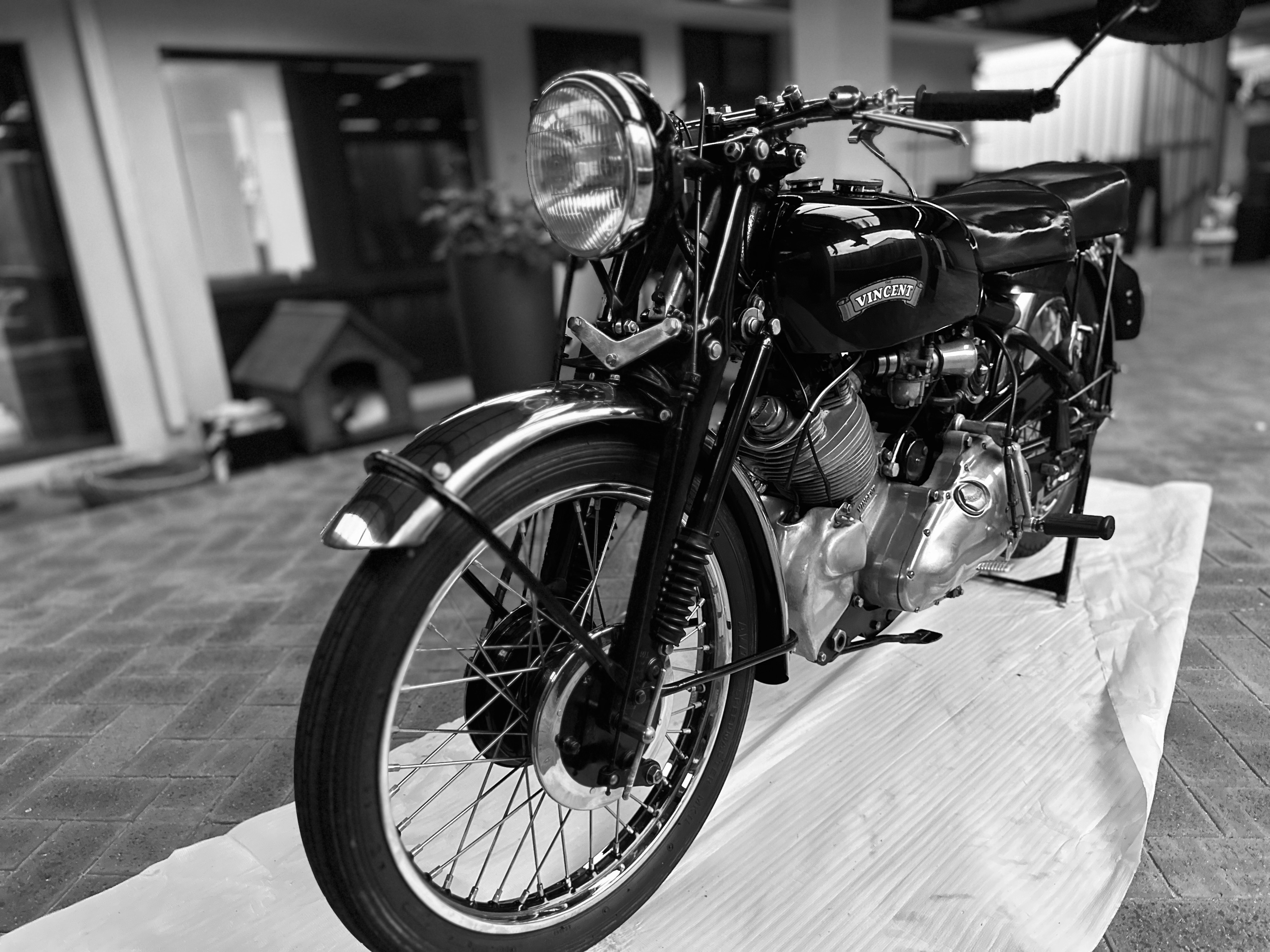 1952 VINCENT COMET HRD 500CC ROAD