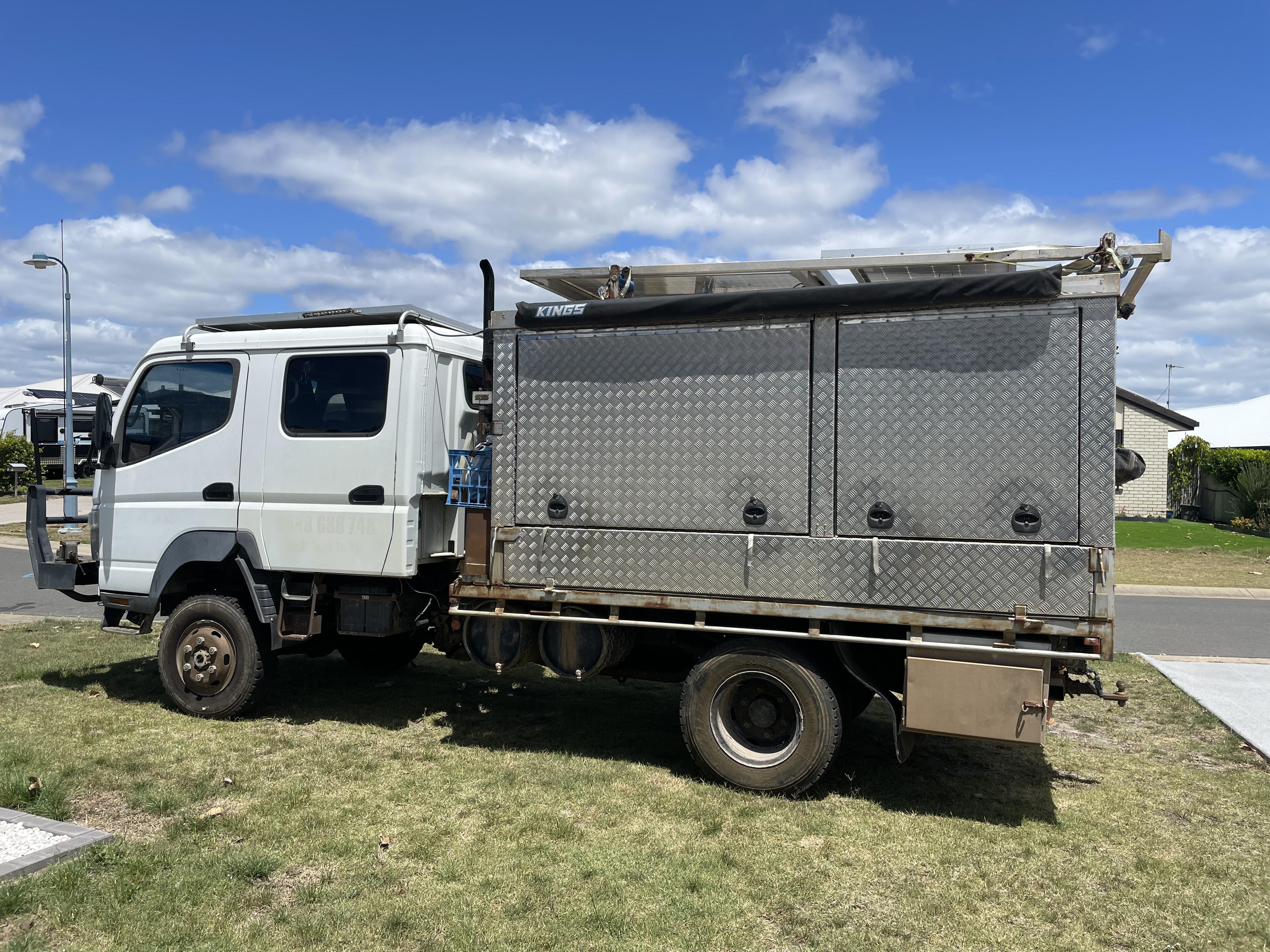 2010 MITSUBISHI FUSO CANTER FG FG84D (4x4) MWB 5 SP MANUAL CREW C/CHAS 