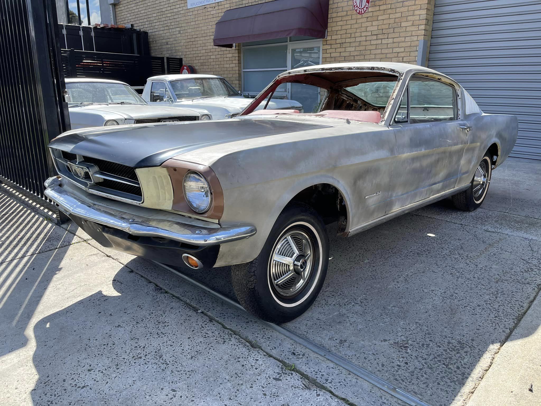 1965 FORD MUSTANG 2+2 AUTOMATIC FASTBACK