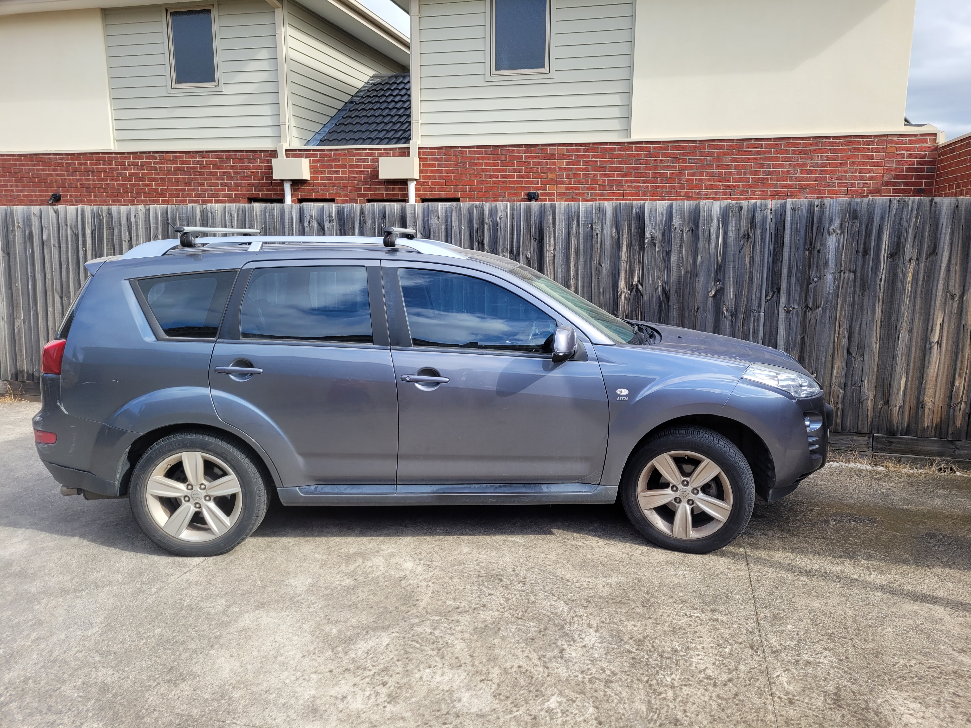 2012 PEUGEOT 4007 SV WAGON 