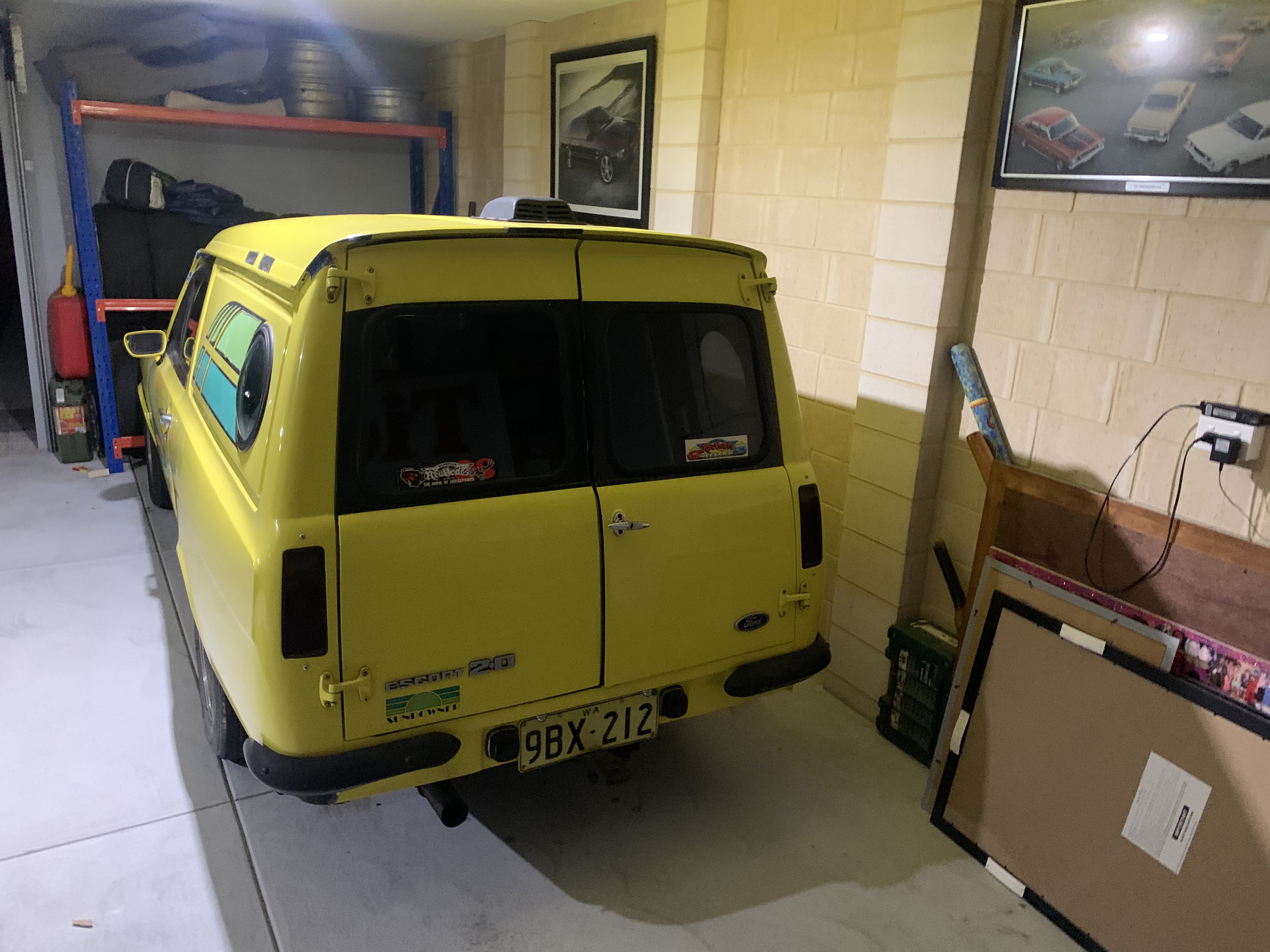 1978 FORD ESCORT SUNDOWNER VAN