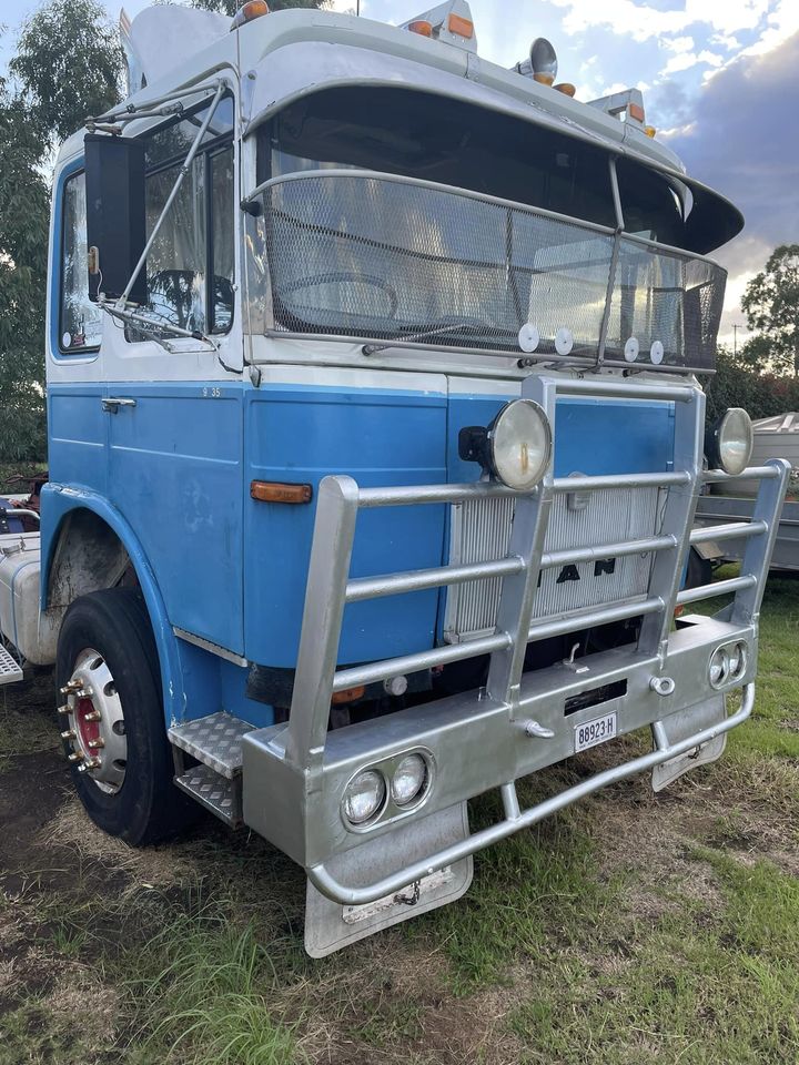 1973 MAN & FREIGHTER TRAILER