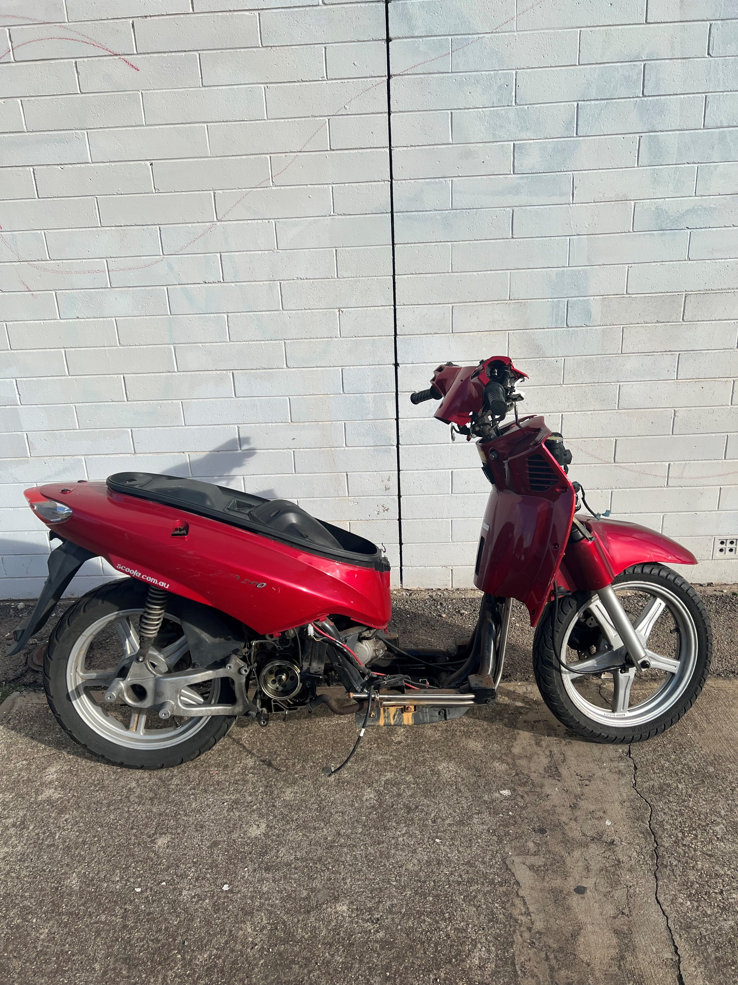 2015 SYM HD200 SCOOTER 