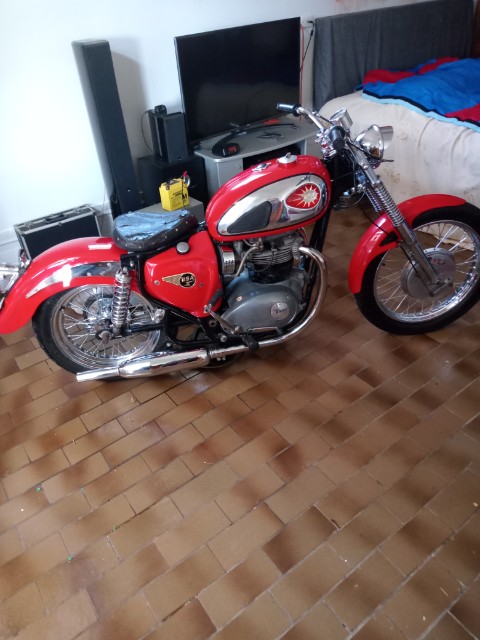 1967 BSA LIGHTNING 650CC ROAD