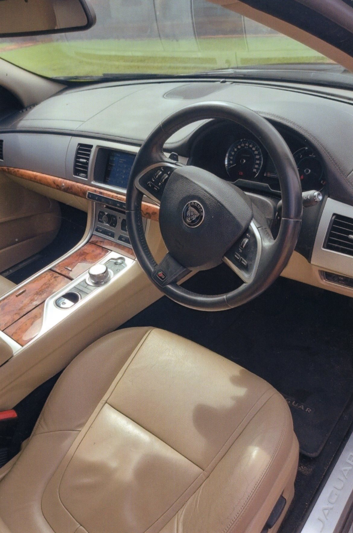 2015 JAGUAR XF SERIES V SEDAN
