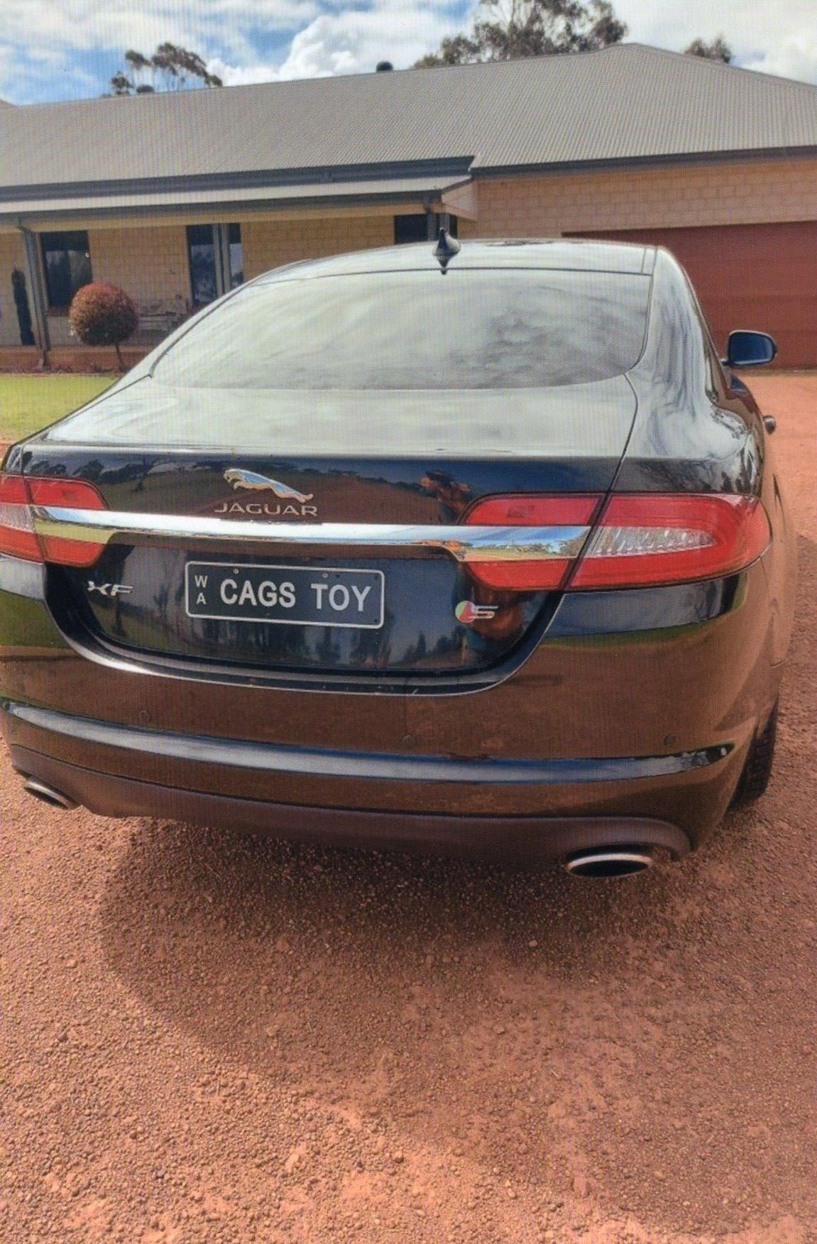 2015 JAGUAR XF SERIES V SEDAN
