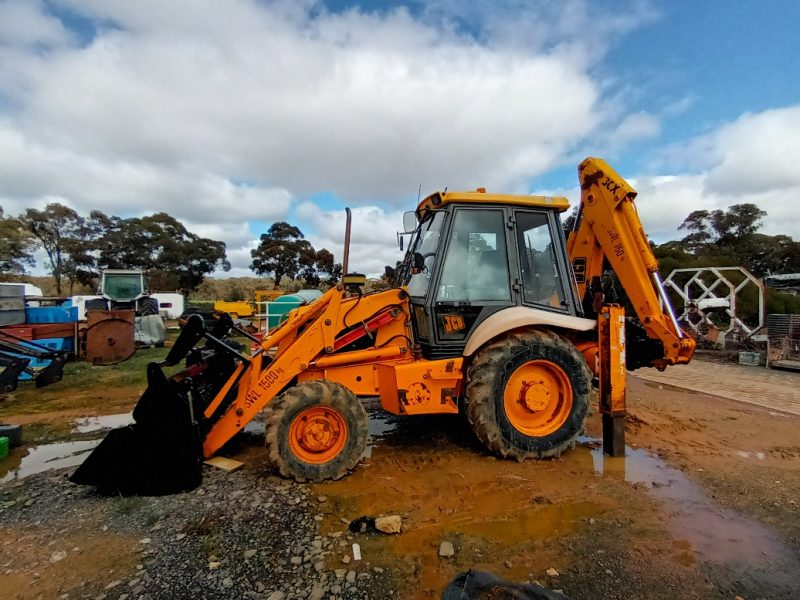 JCB 3CX Backhoe