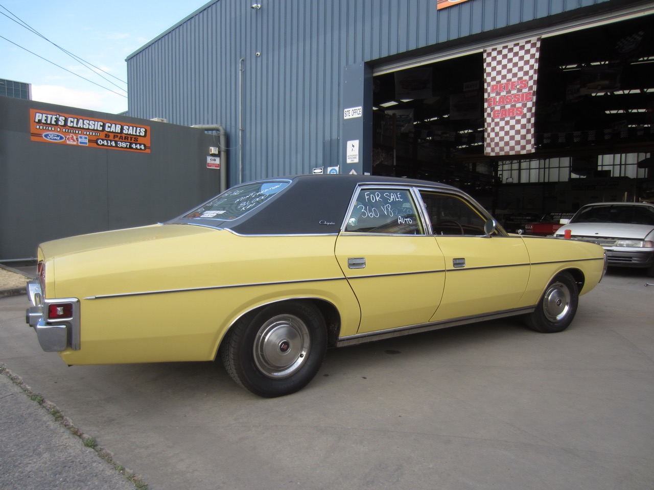 1975 CHRYSLER BY CHRYSLER CJ AUTOMATIC SEDAN