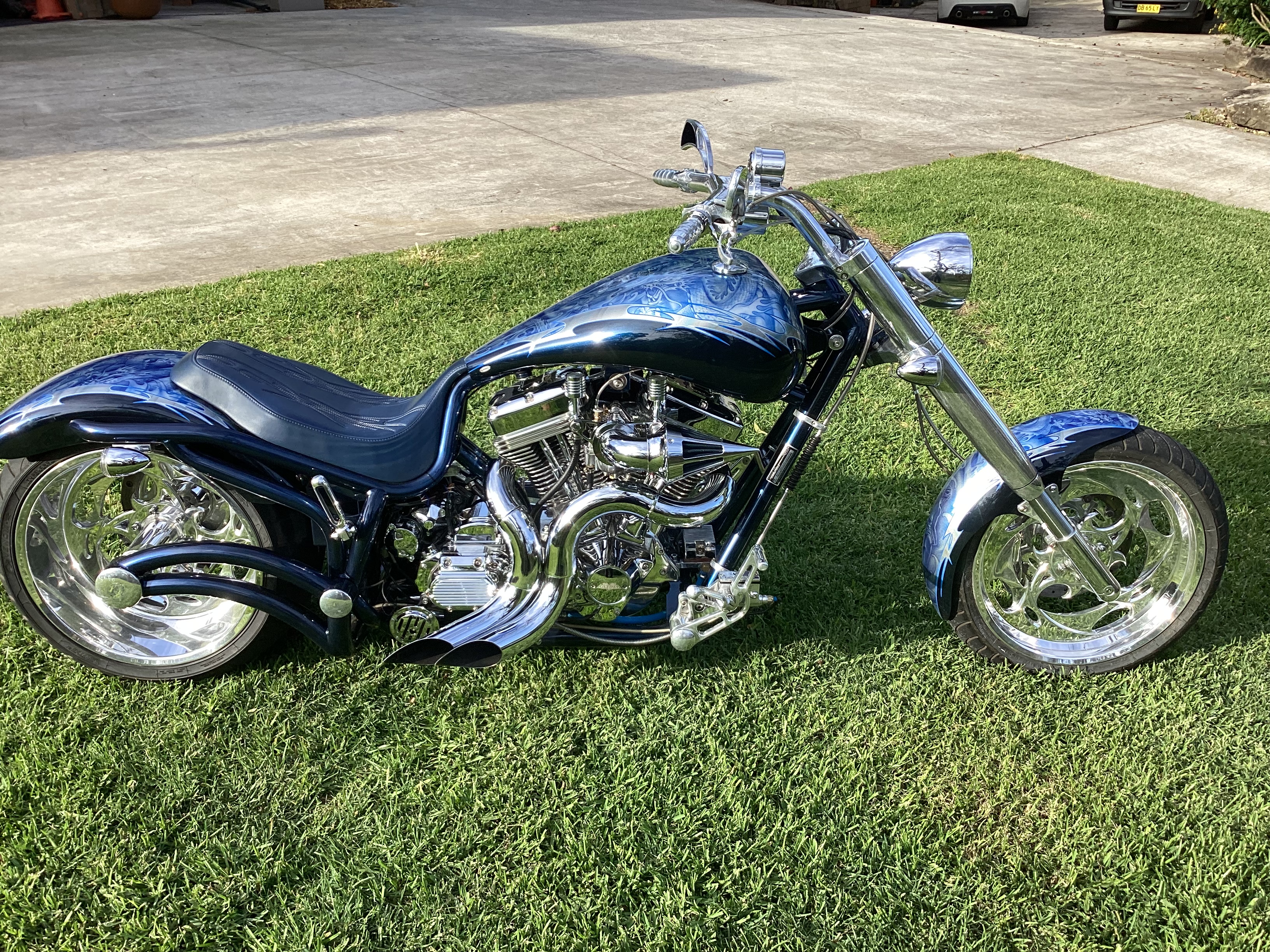 2015 CHROME HORSE FLASH CUSTOM CHOPPER
