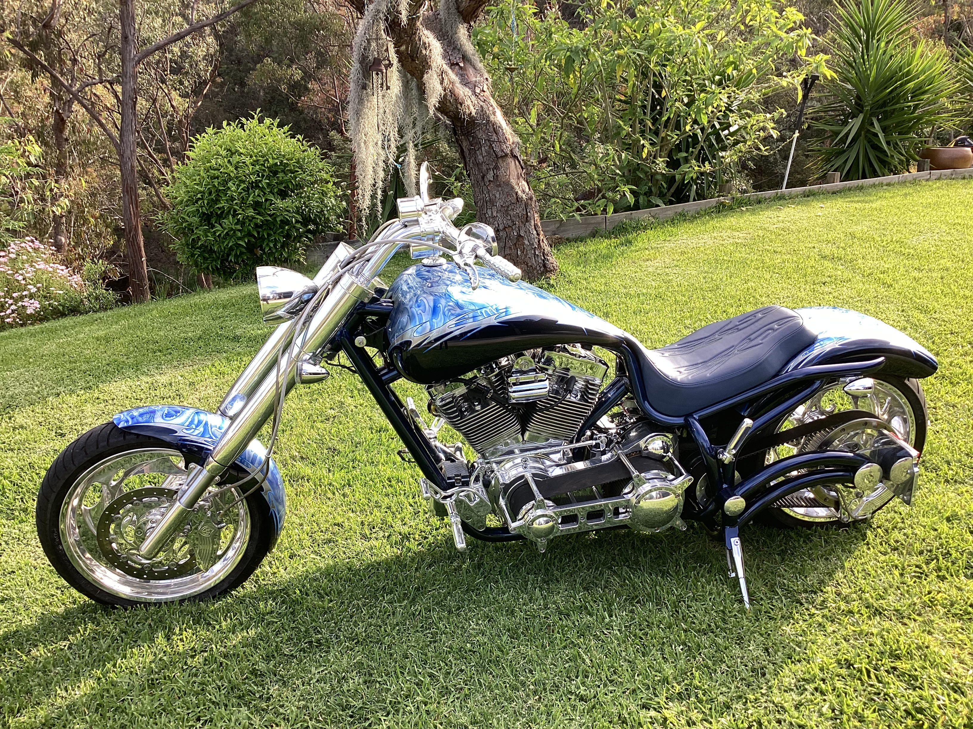 2015 CHROME HORSE FLASH CUSTOM CHOPPER
