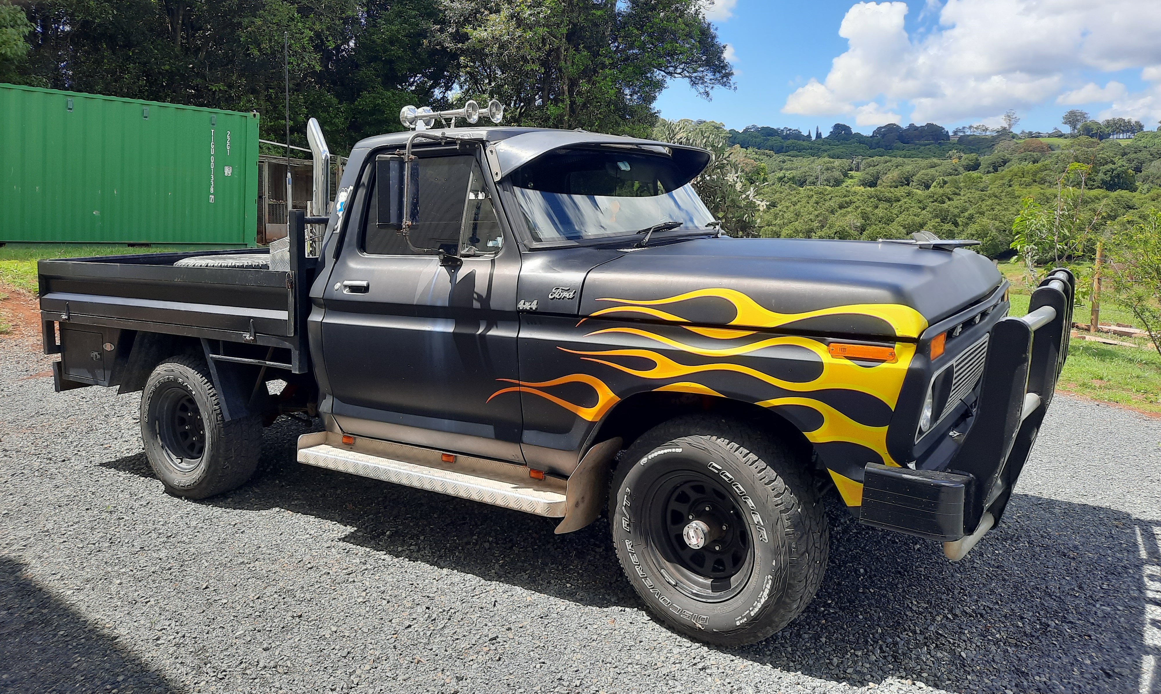 1977 FORD F100 SWB 4X4 UTILITY