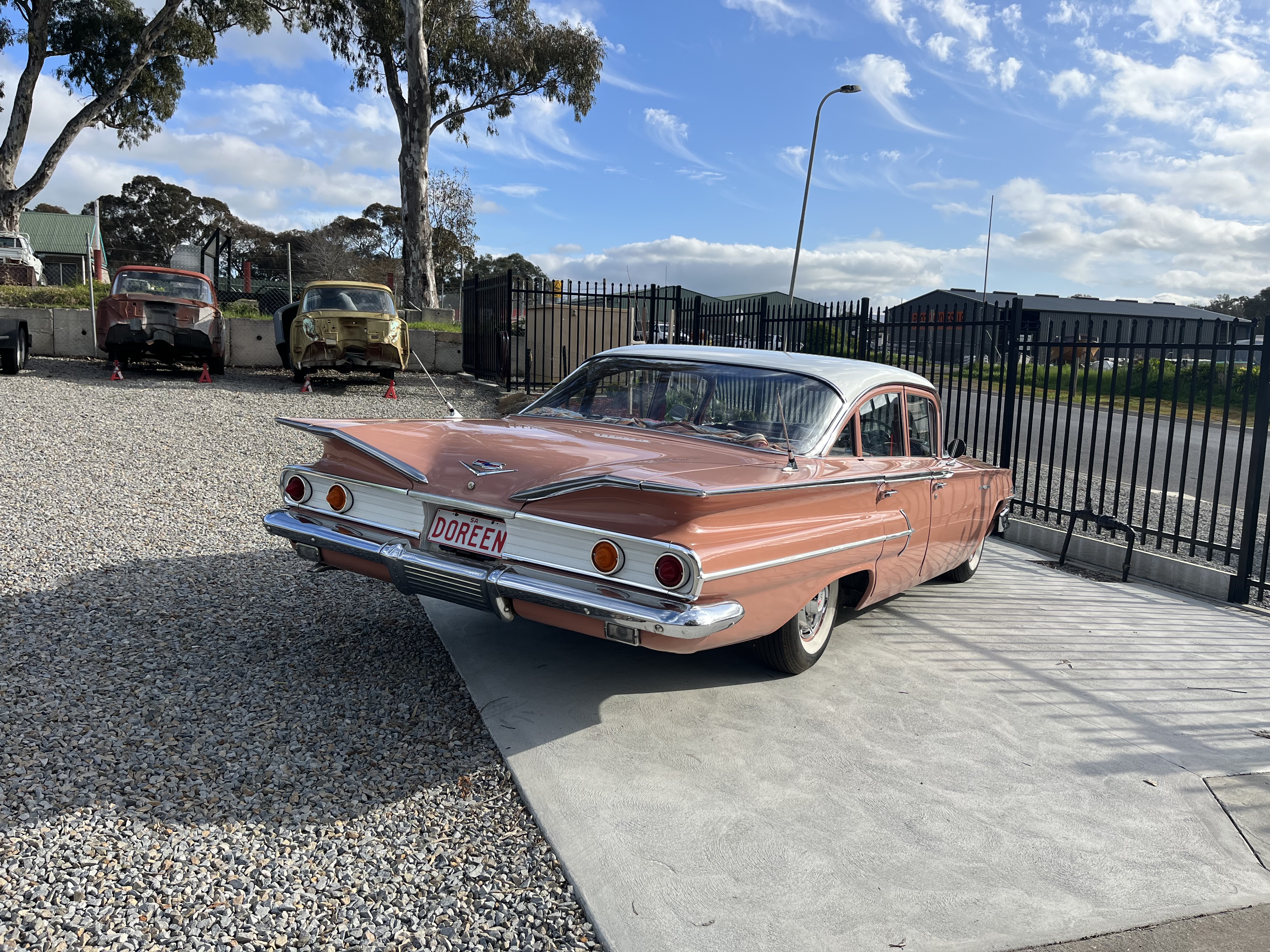 1960 CHEVROLET IMPALA SEDAN 