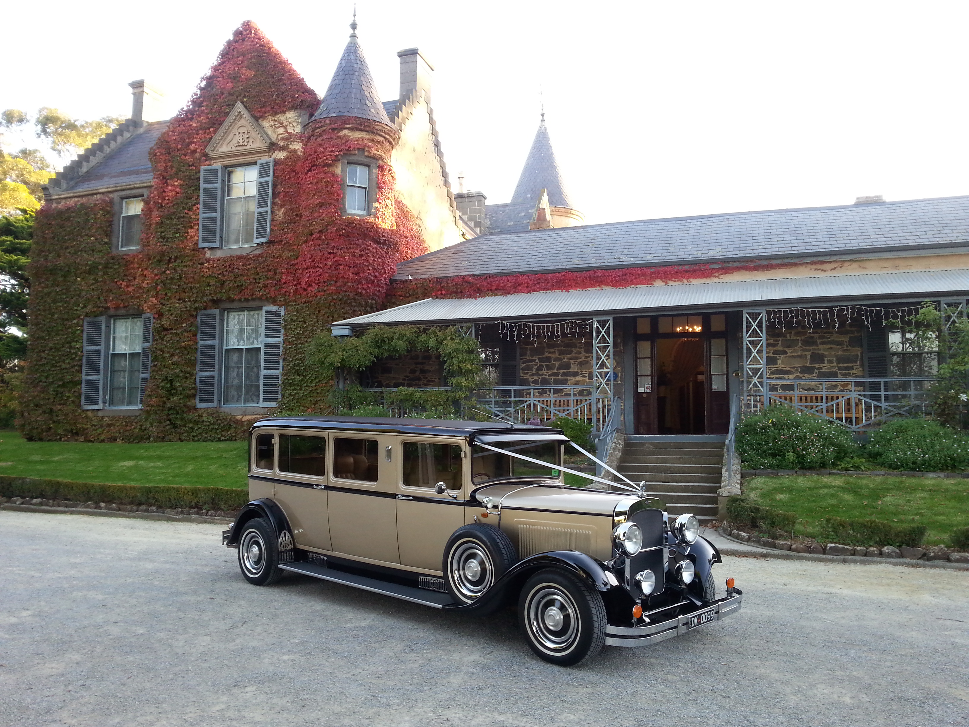 1929 DODGE LIMOUSINE 