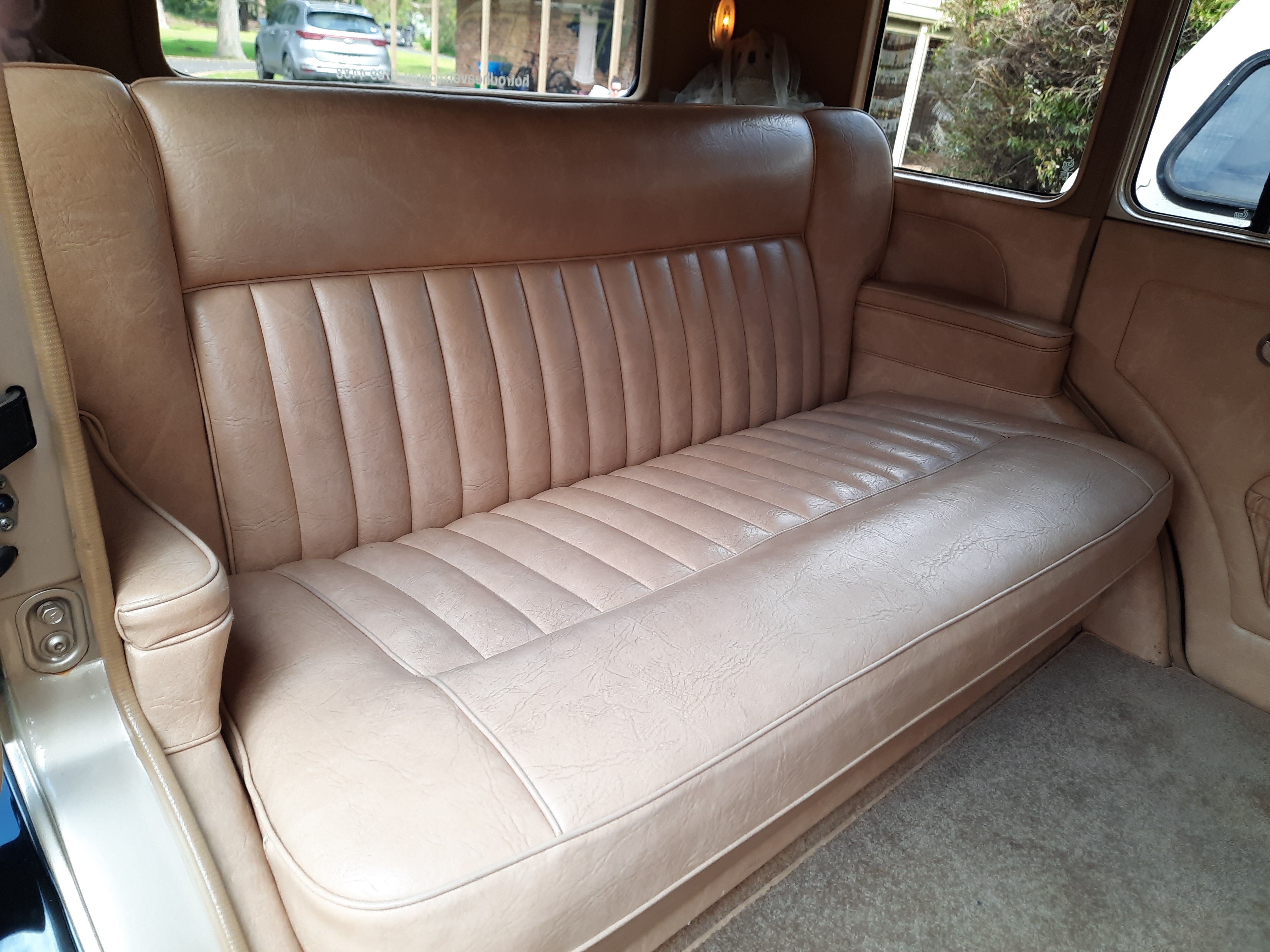 1929 DODGE LIMOUSINE 