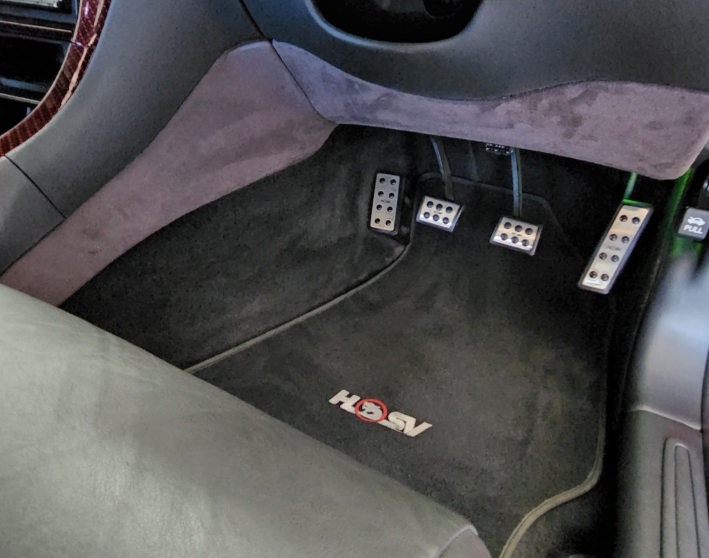 2000 HSV CLUBSPORT VX R8 SEDAN