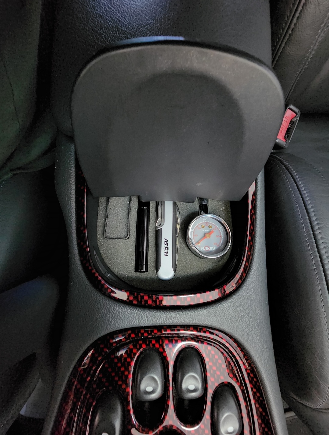 2000 HSV CLUBSPORT VX R8 SEDAN
