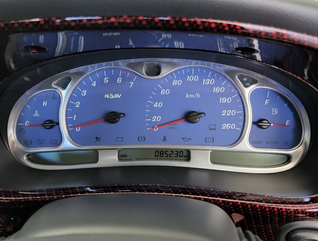2000 HSV CLUBSPORT VX R8 SEDAN