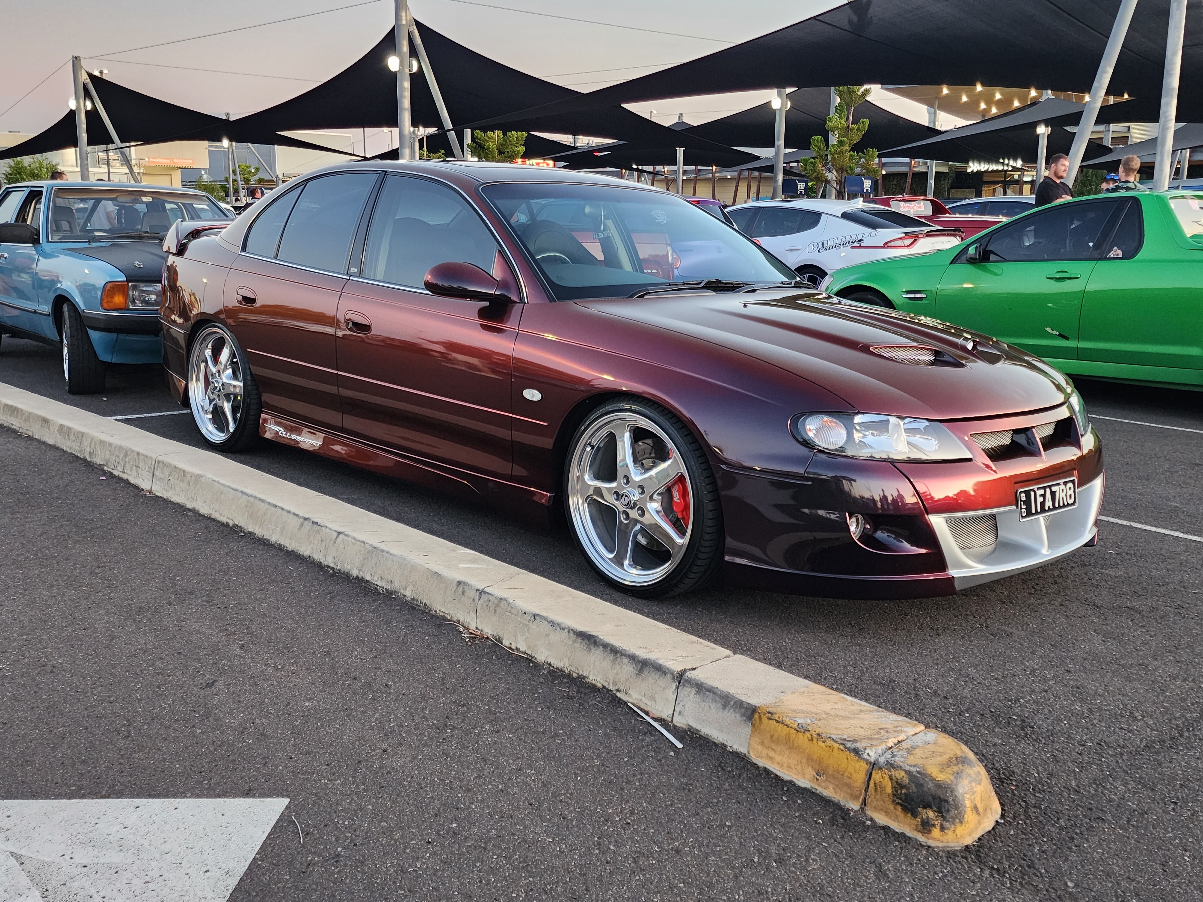 2000 HSV CLUBSPORT VX R8 SEDAN