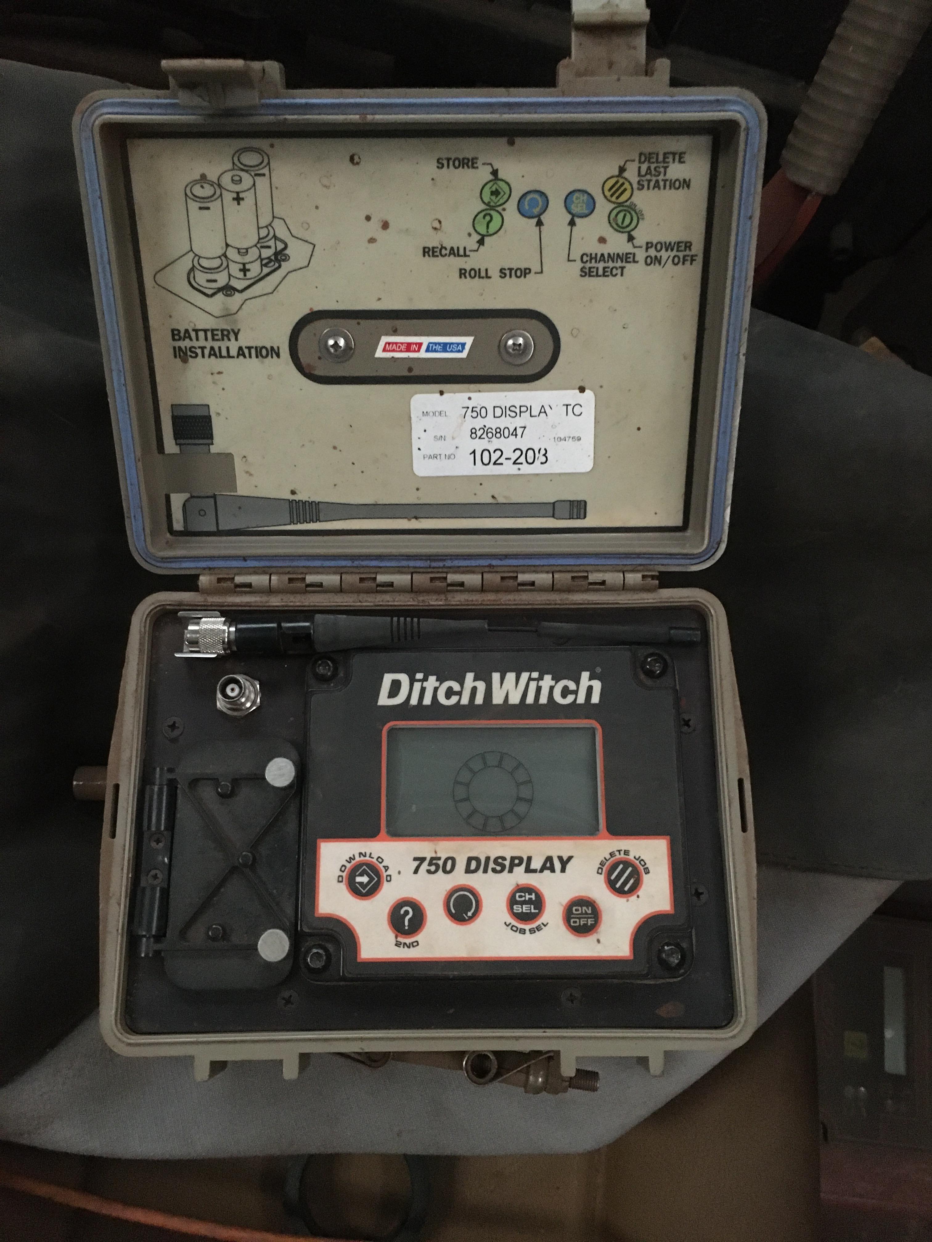 1999 DITCH WITCH DIRECTIONAL DRILL 