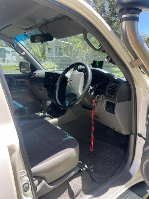 1998 TOYOTA LANDCRUISER GXL WAGON