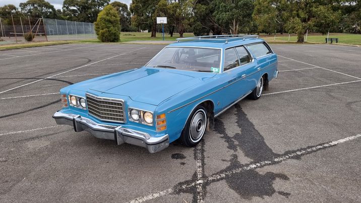1975 FORD LTD WAGON