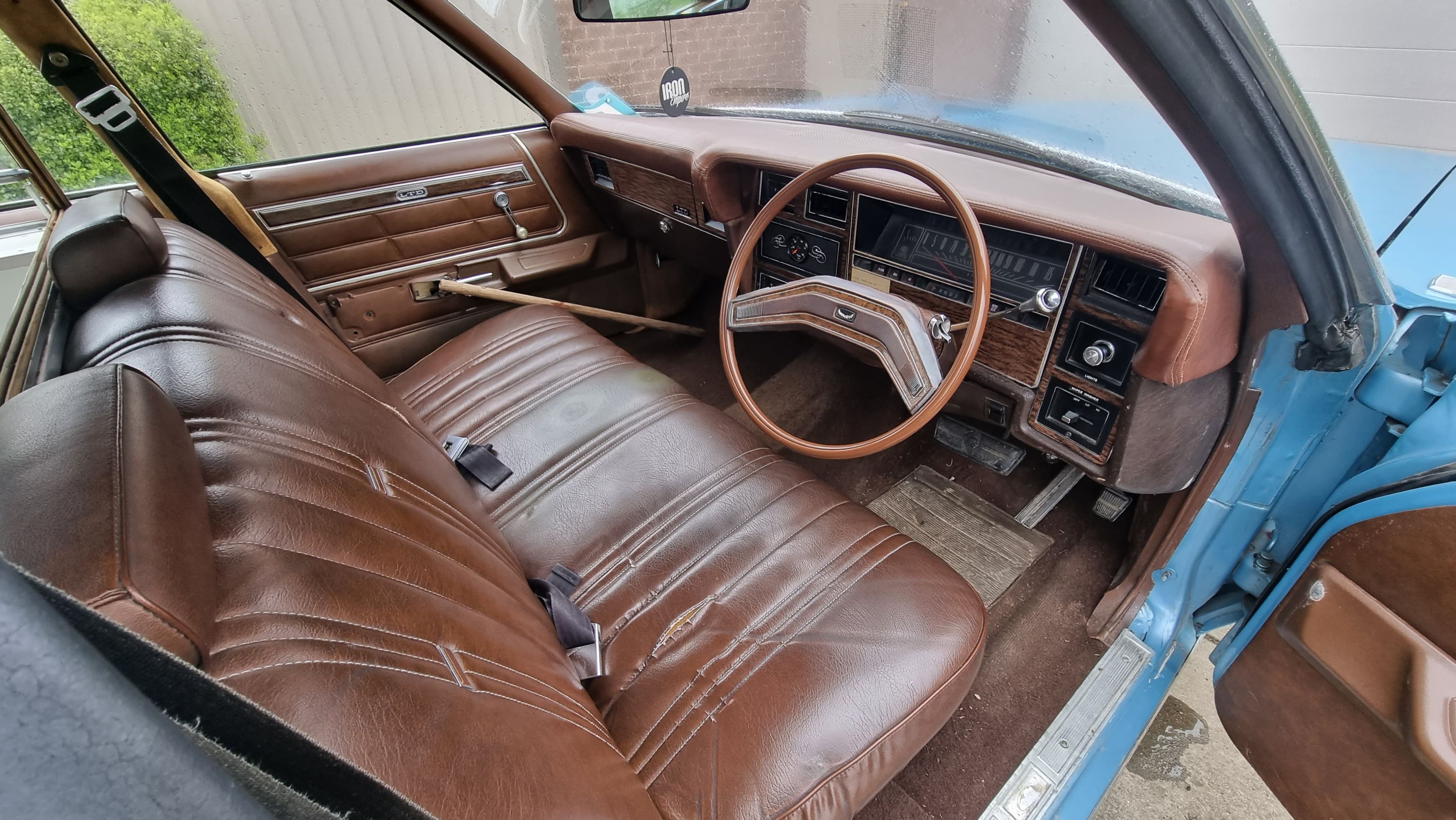 1975 FORD LTD WAGON
