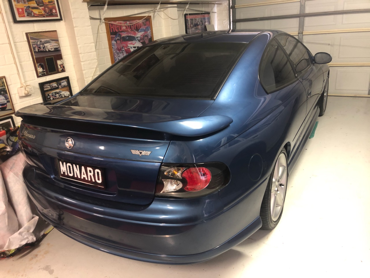 2002 HOLDEN MONARO V2 SERIES II CV8 4 SP AUTOMATIC 2D COUPE