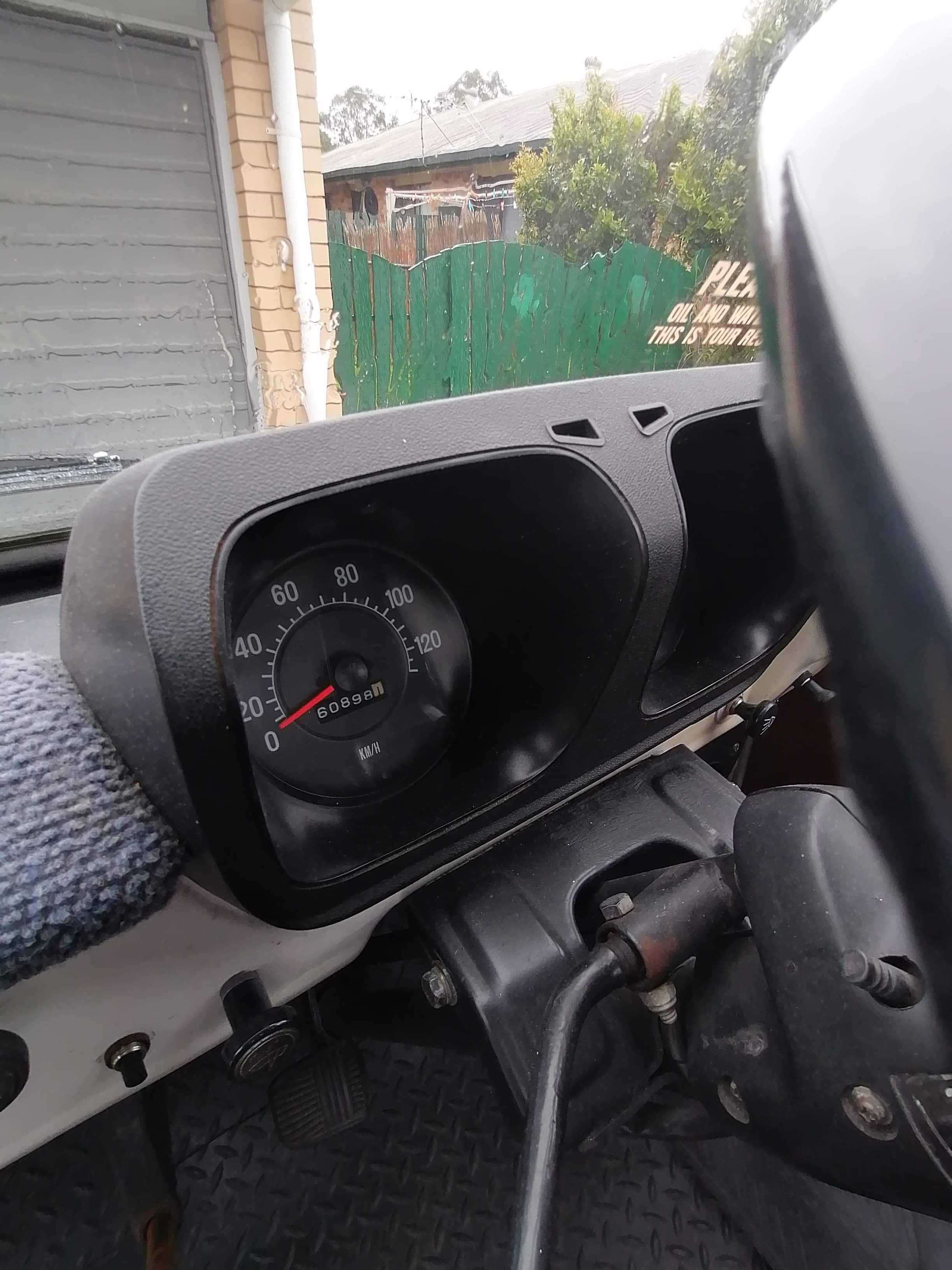 1976 DAIHATSU DELTA TRUCK