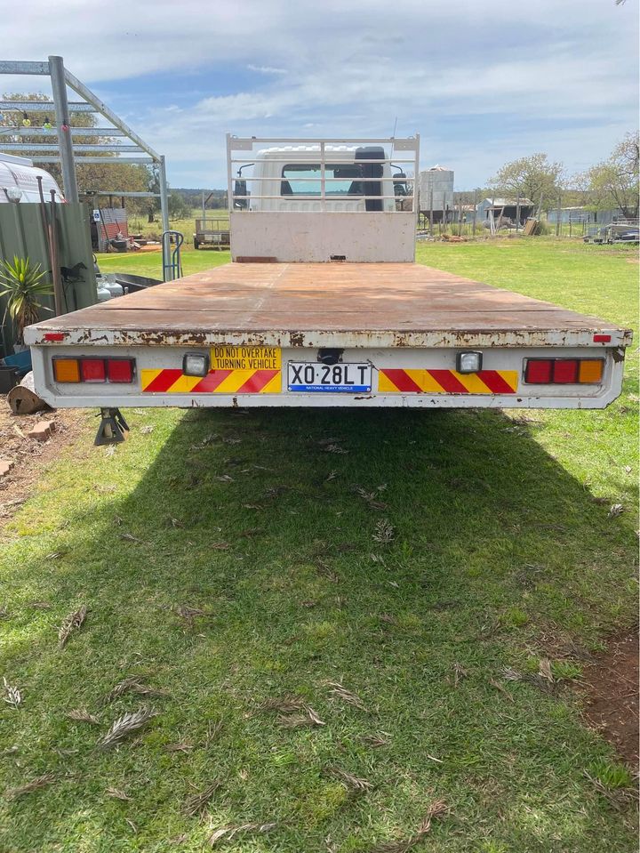 2007 MITSUBISHI FUSO FIGHTER TRAY