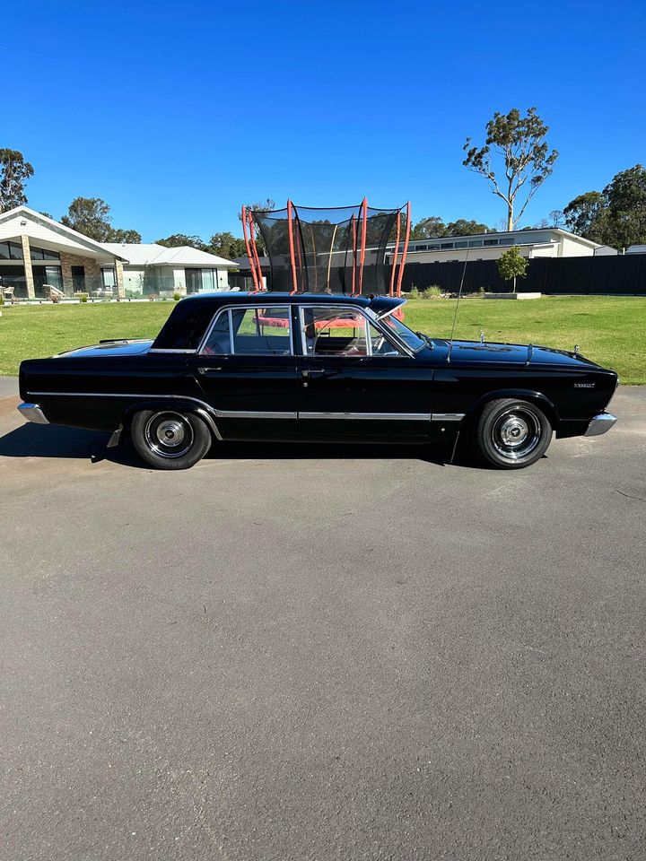 1966 CHRYSLER VALIANT REAGL VC SEDAN